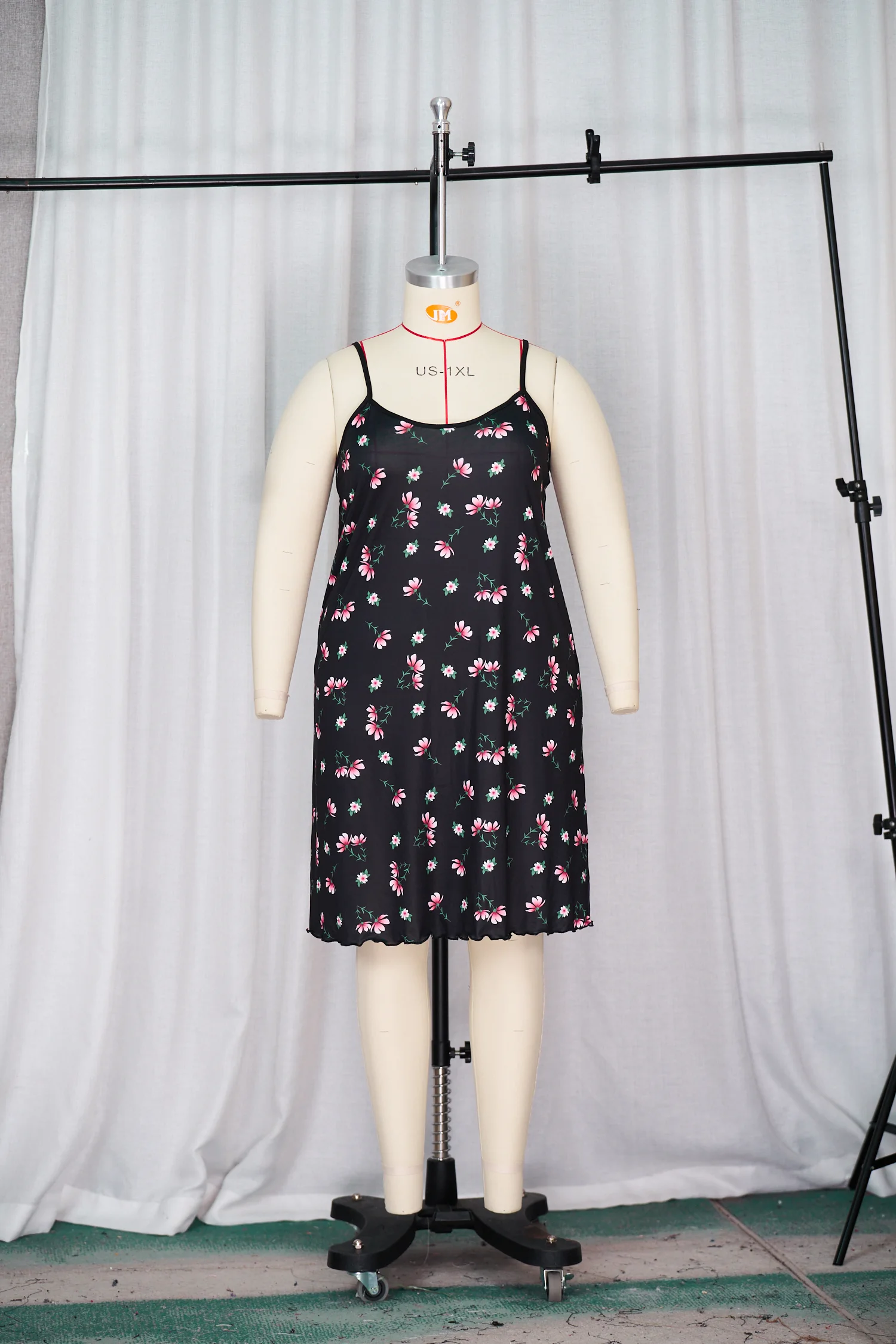 Medium to large-sized women's sleepwear dress, new milk silk sleepwear dress, casual home wear, large-sized women's sleepwear dr