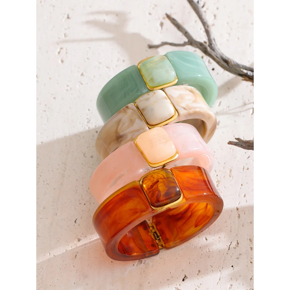 Yhpup 63mm Acrylic Bracelet