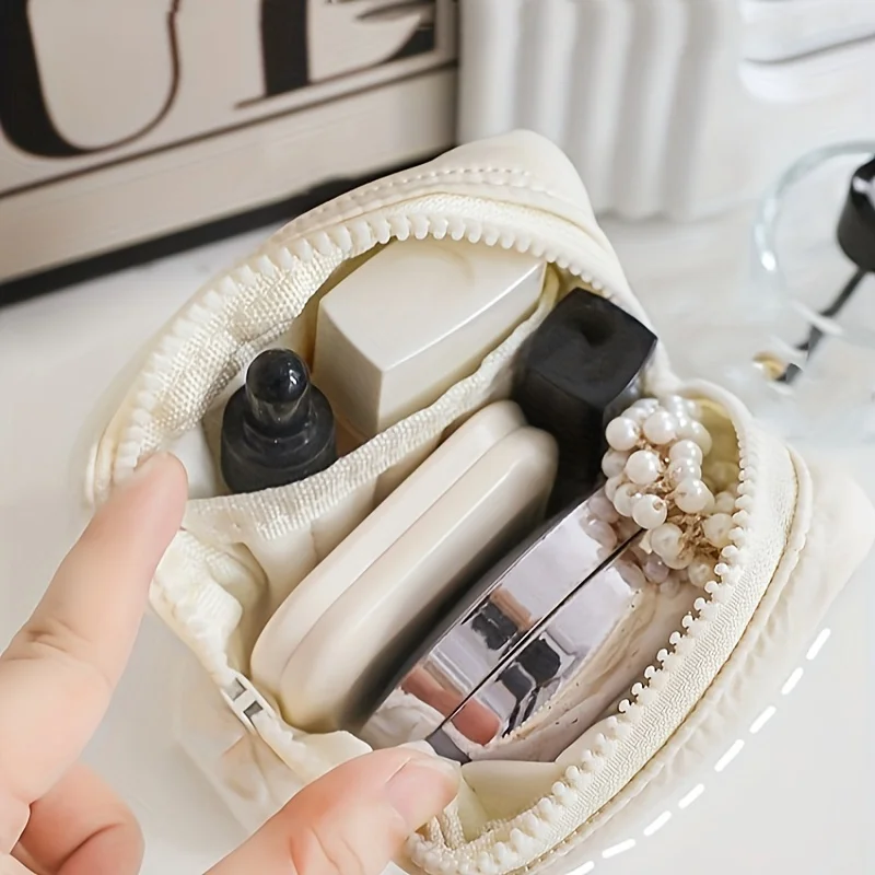 Mini Sanitary Napkin Storage Bag Multi-functional Portable Lipstick Key Coin Card Storage Bag Large-capacity Carry-on Clutch Bag 2