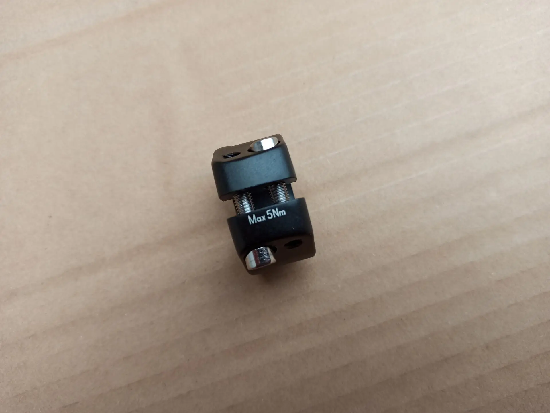 Pince de tige de selle de vélo Fafeicy - Alliage d'aluminium - Diamètre 28.6mm - Blanc