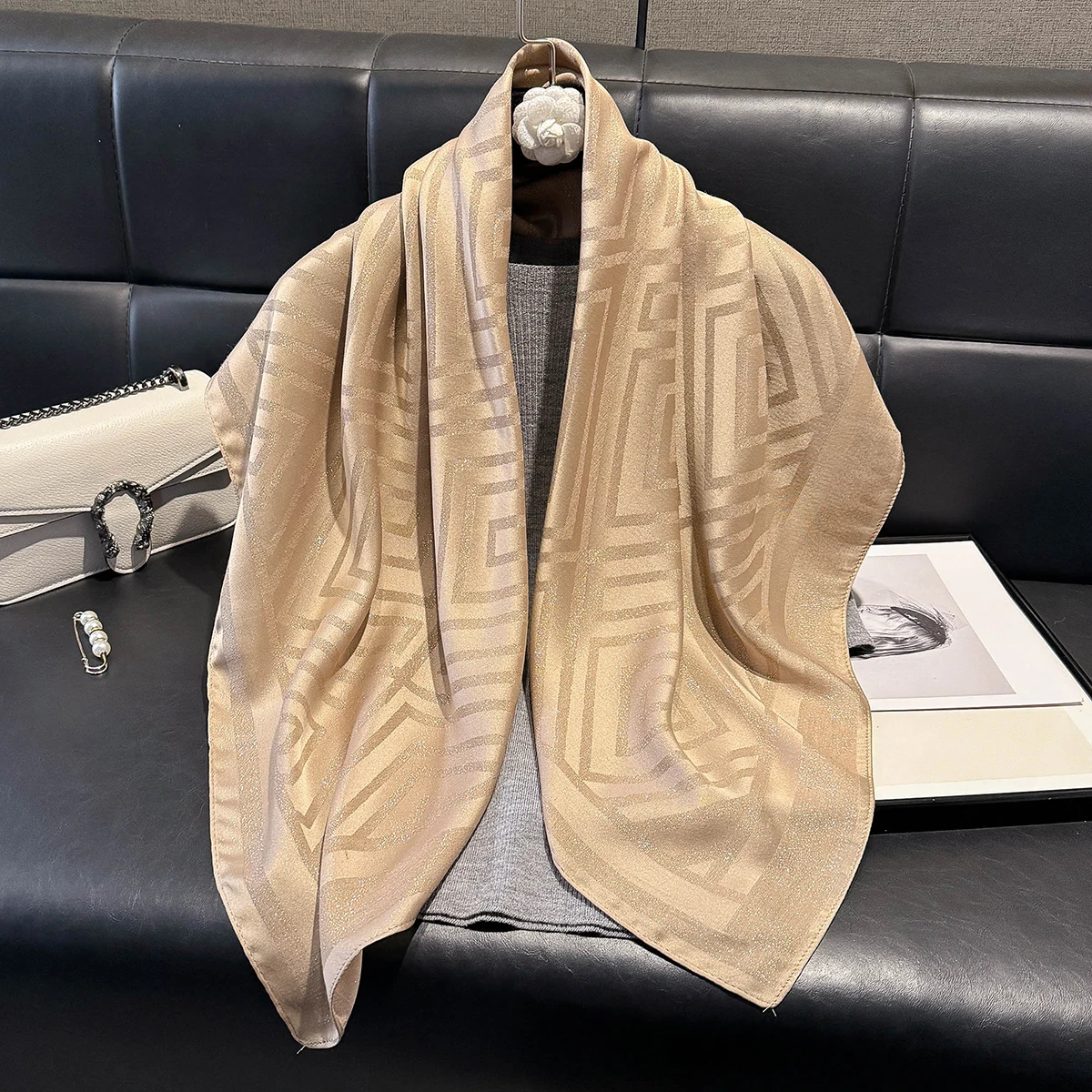 Fashion Ladies Print Hijab Muslim Silky Kerchief Tencel Cotton Gauze Scarf Beach Sun Protection Shawl Decoration Wrap Headscarf