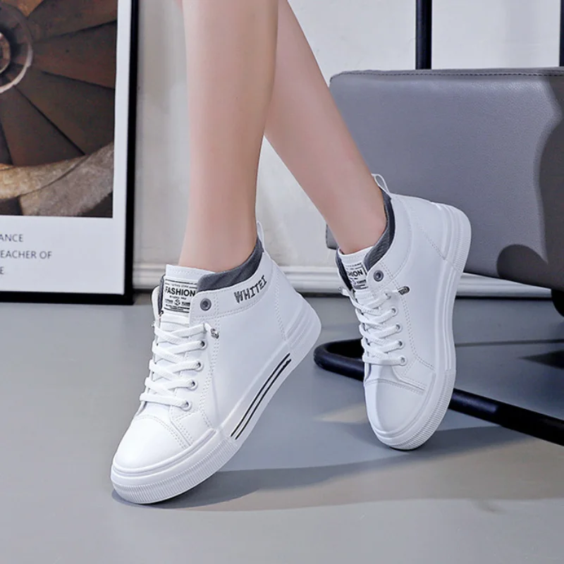 Women's Fashion High-top Breathable Sneakers 2023 Trend White Flat Casual Sports Designer Running Shoes for Woman Tennis Ladies