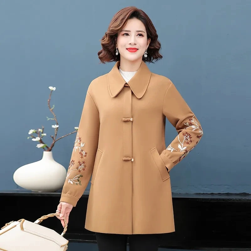 

2023New Spring Autumn Women Jacket Loose Middle-aged Mother Embroidered Coat Female Windbreaker Casual Basic Outwear Ladies Tops