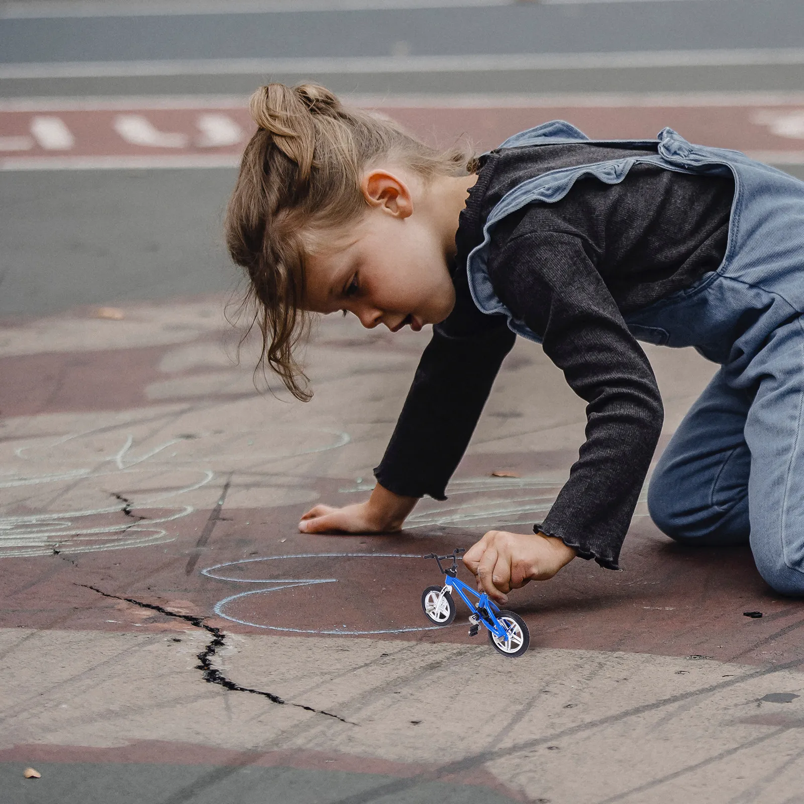 1세트 핑거 자전거 내구성 있는 합금 구조 섬세한 디자인 미니어처 Mtb 현실적인 움직임 데스크탑 장식 어린이용 장난감
