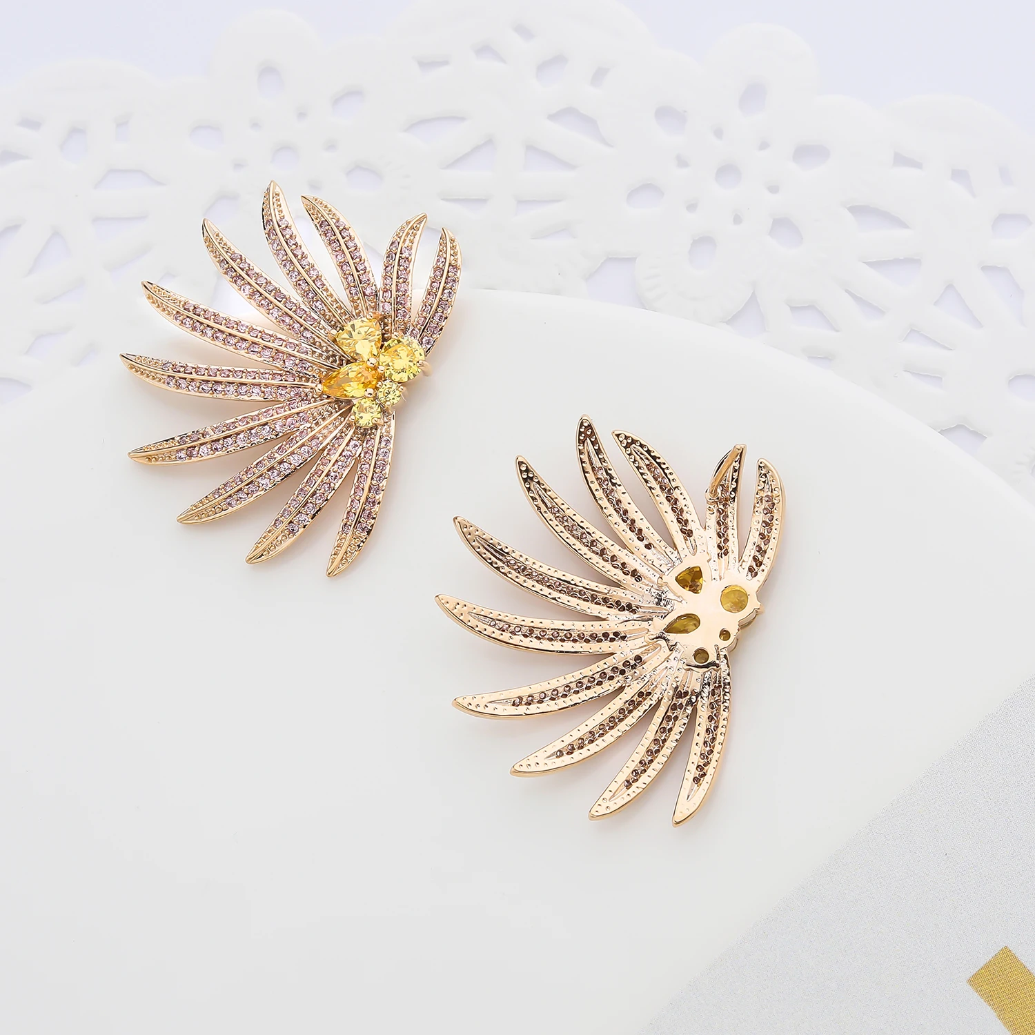 Cubic Zircon CZ Wedding Stud Earring,Crystals Star Earring for Bride Women Girl Prom Jewelry with 925 Silver Pin CE10989