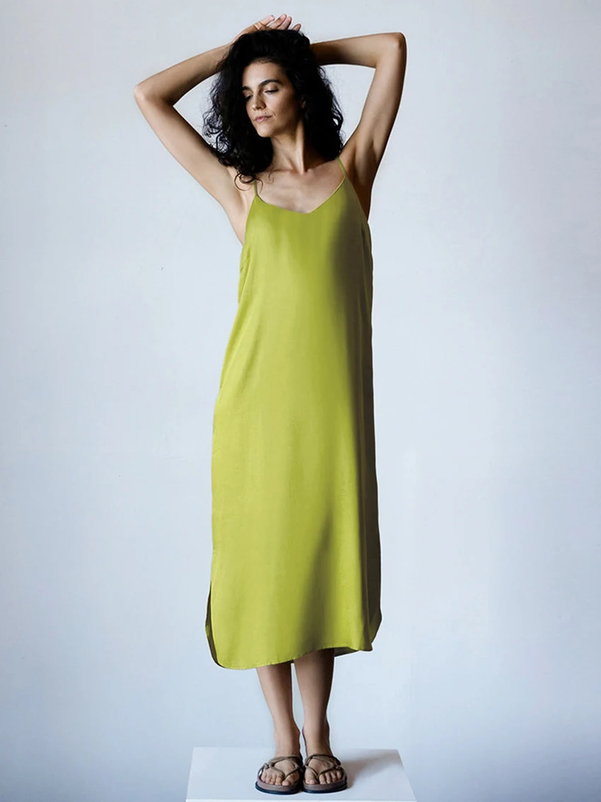 Рисунок 2 - Женское ночное белье Marthaqiqi