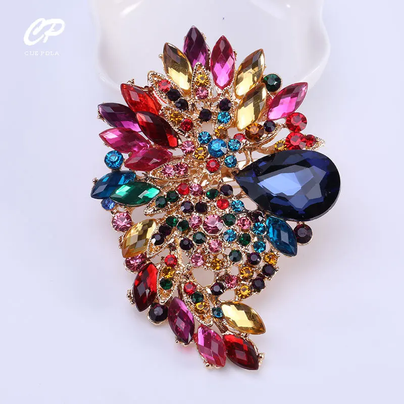 Elegant Fashion Flower Rhinestone Brooches Pins For Women Jewelry  Accessories Lady Crystal Clothing Coat Brooch Pin Luxury Gift
