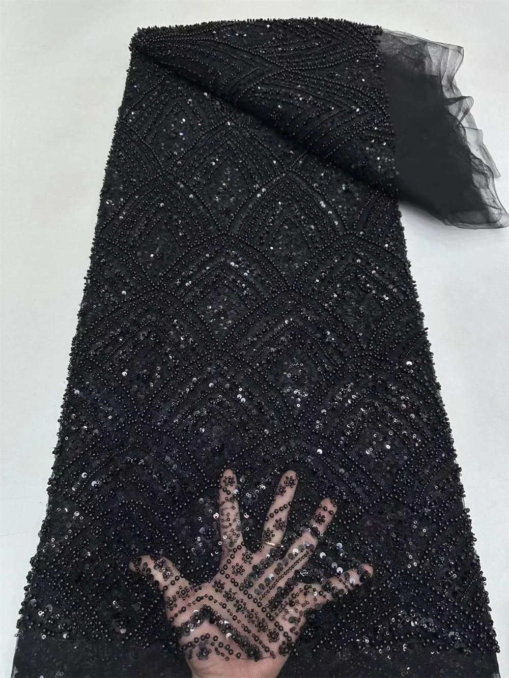 

African Lace Novelty 2024 African Tulle Lace Material Heavy Beaded Lace Fabric High Quality lLuxurious Evening Dresses A19-1