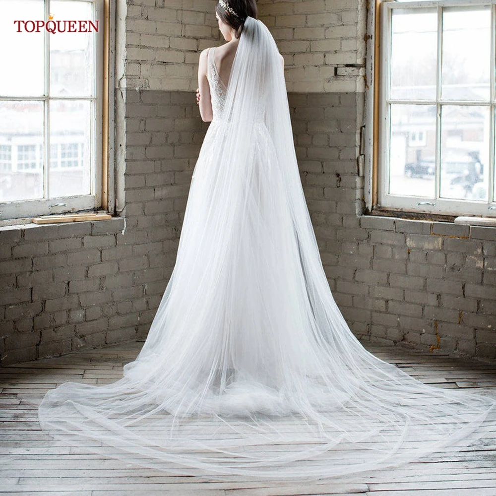 TOPQUEEN V30 1 Tier Cute Edge Bridal Wedding Veil for Bride Elegant Wedding Short with Comb Elbow Length Cathedral High Quality