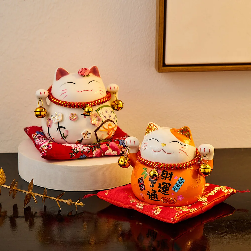 

4.5 Inch Room Ceramic Maneki Neko Piggy Bank Lucky Cat Home Fortune Money Box Novelty Desktop Ornament Feng Shui Decoration