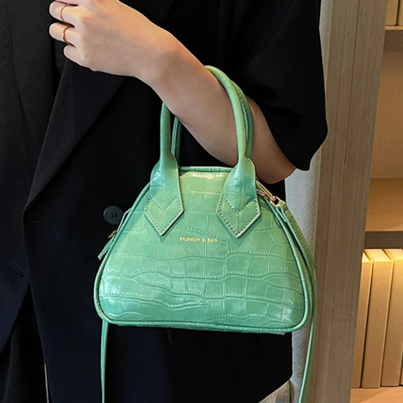 

Shoulder Bag Bright Surface Metal Chain Strap Stone PU Leather Shoulder Crossbody Bags Ladies Totes Shopping Bag Bolso