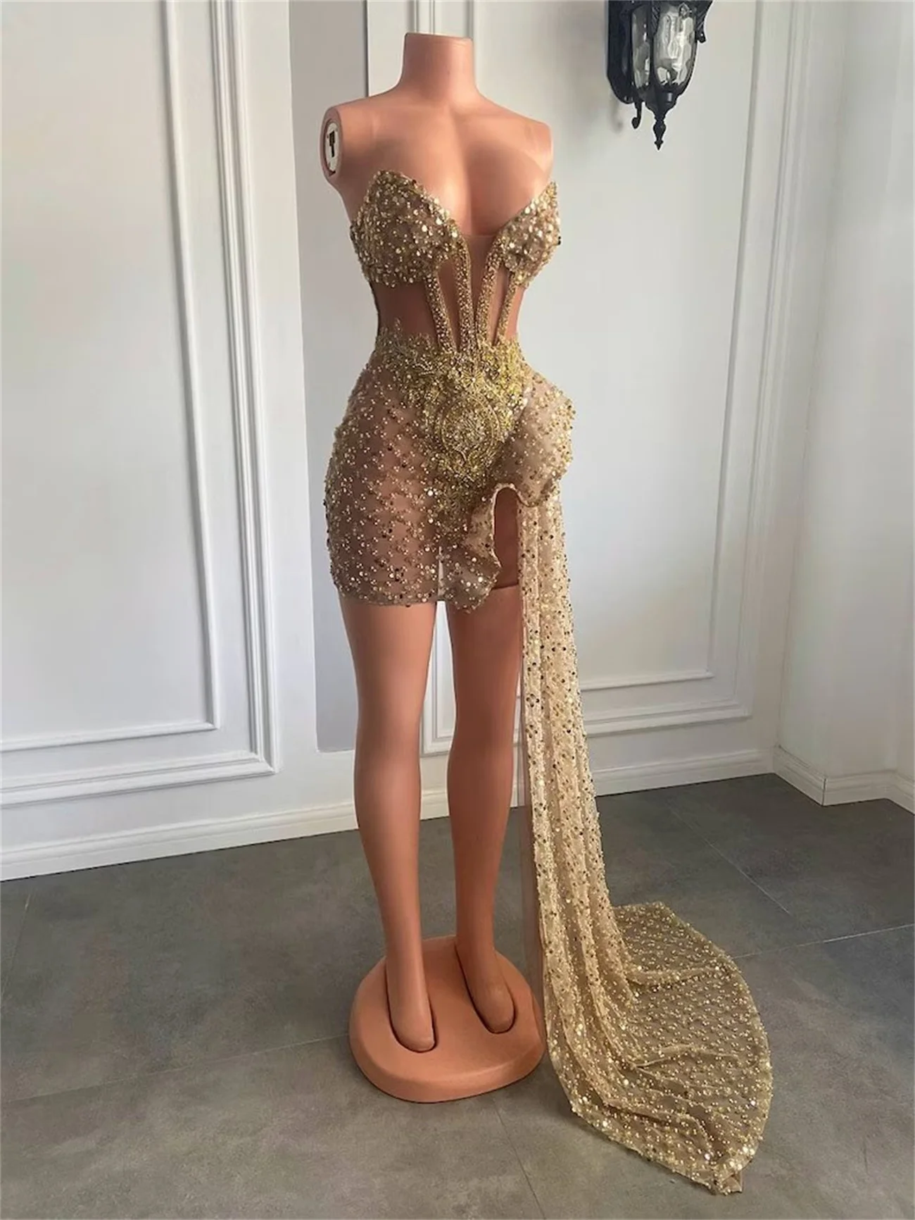 Gold Cocktail Dress Bandeau Sexy Sheer Mini Prom Party Gown Gorgeous Beaded Sequin Lace Classic One-Sided Train Newest