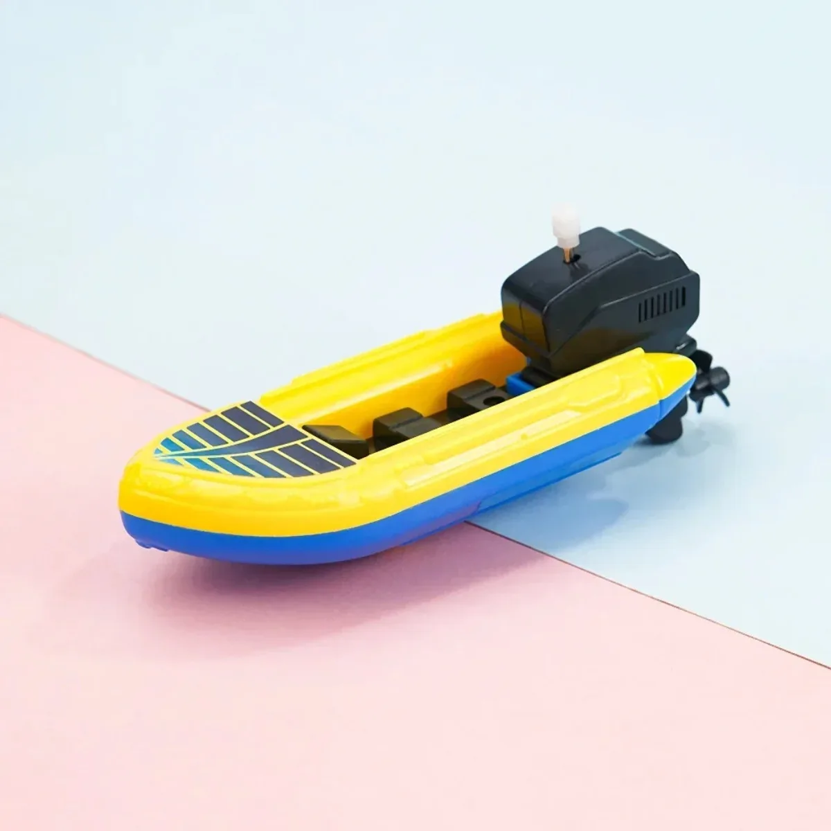 1PC Wind Up Speed Boat Toy Clockwork Floating Bathtub Shower Bath Toys for Kids Childrens Gift Boys Girls Water Play