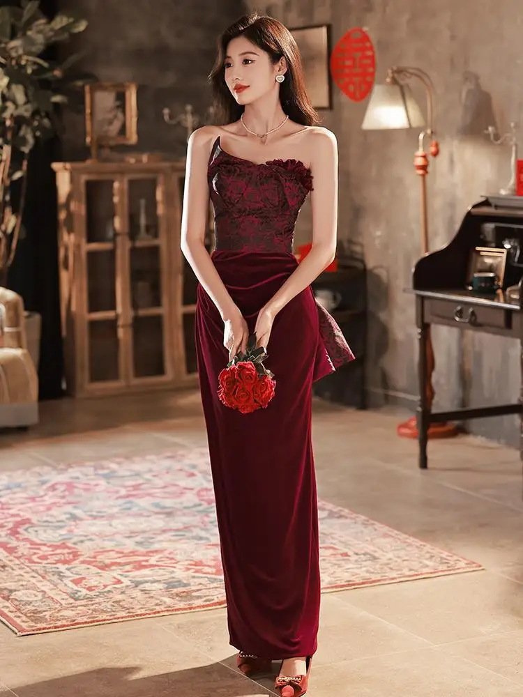 

Wine Red Strapless Celebrity Dresses Slim Boat Neck Sleeveless Bow Luxury Mermaid Floral Printed Formal Evening Party Gowns