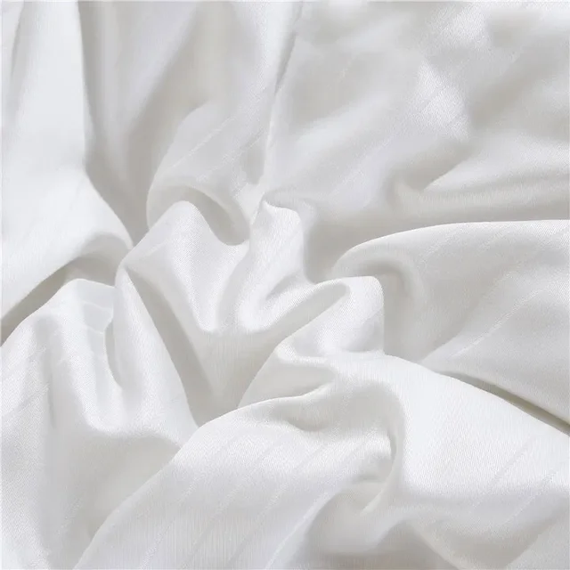 Mulberry Silk Quilt is 100% natural silk filling in all seasons