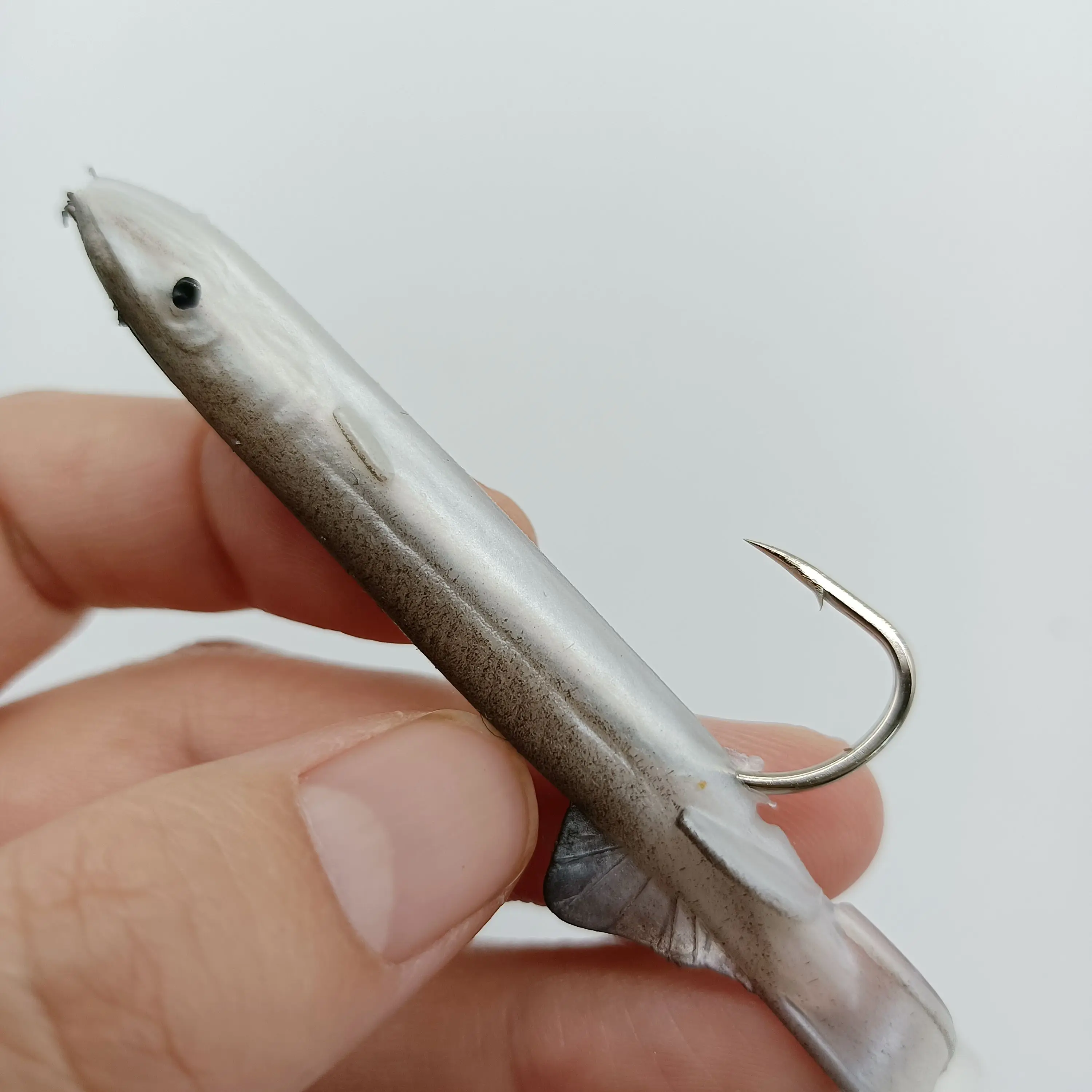 https://ae01.alicdn.com/kf/S69c7b90db105490c98c4305161db313b0/DUODUOYU-1pcs-Eel-Soft-Plastic-Bait-115mm-4g-Saltwater-Fishing-Lures-Artificial-Soft-Fishing-Bait.jpg