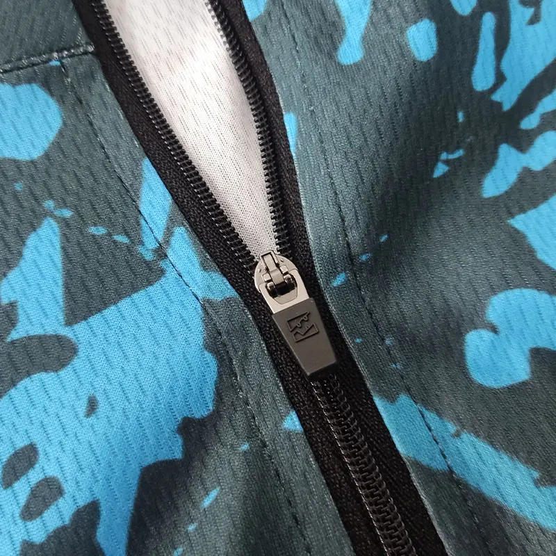 Slide image 422348c7318d4866abe18aa8fd50418e