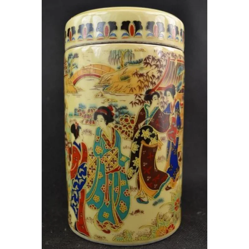 

Exquisite Chinese Old Collectible Handmade Porcelain Painted with Japanese Dowager Big Pot Tea Caddie