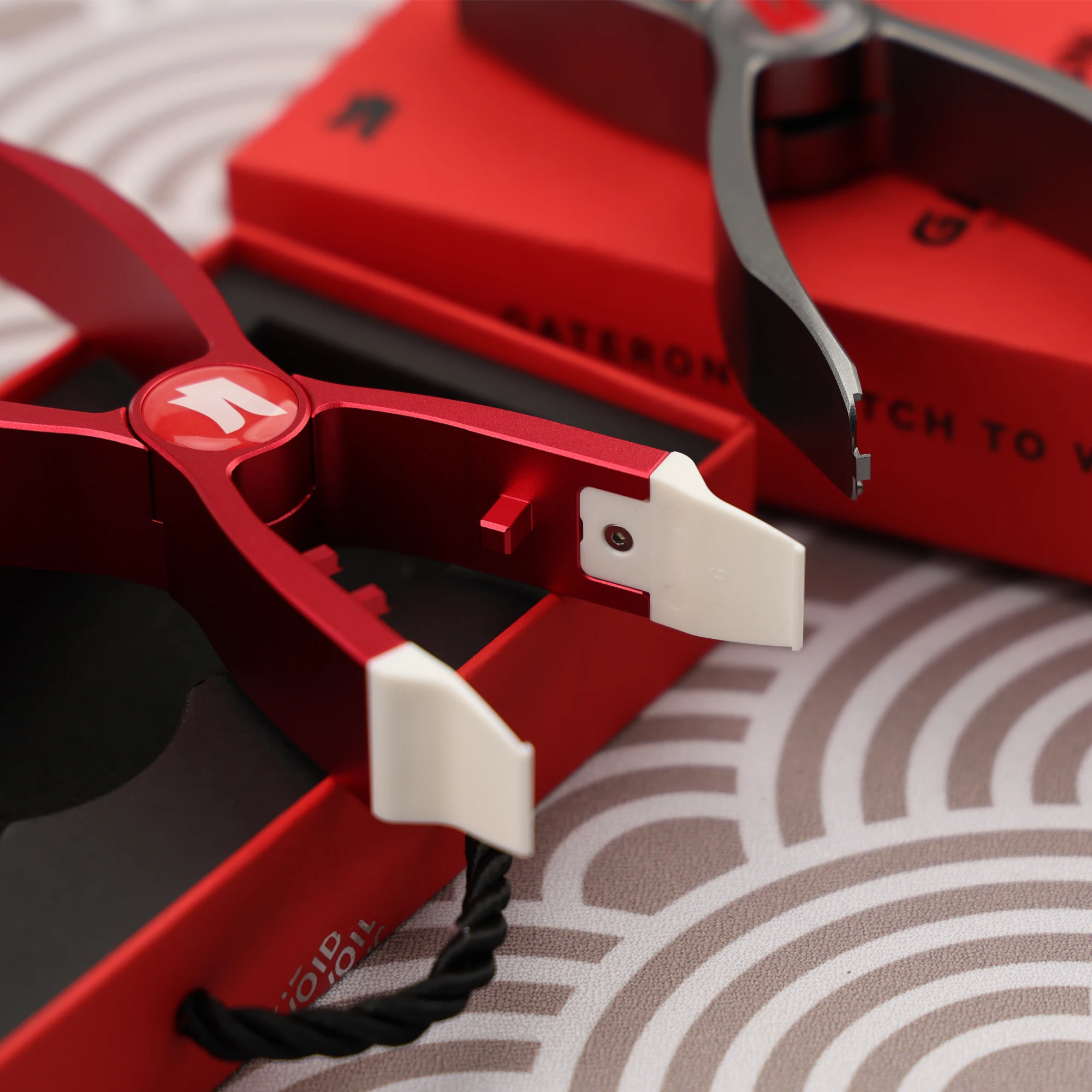 게이트론 3-in-1 키보드 툴 키트: 키캡/스위치 풀러 + 오프너 크리스마스 & 그레이 커스텀 버전 선물 상자 포함