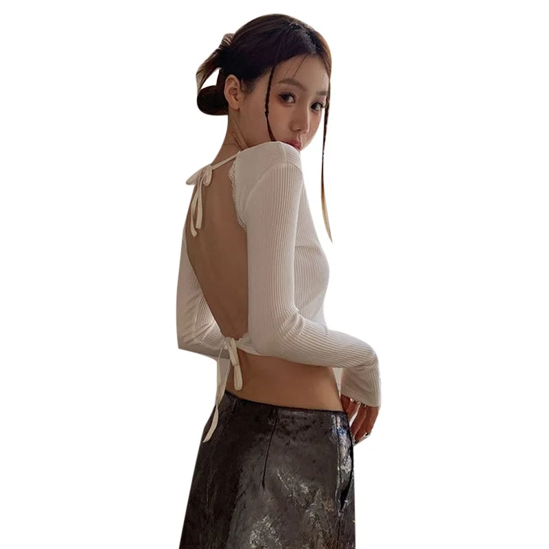 

Stitching Lace Backless Slim Fit Tied Top