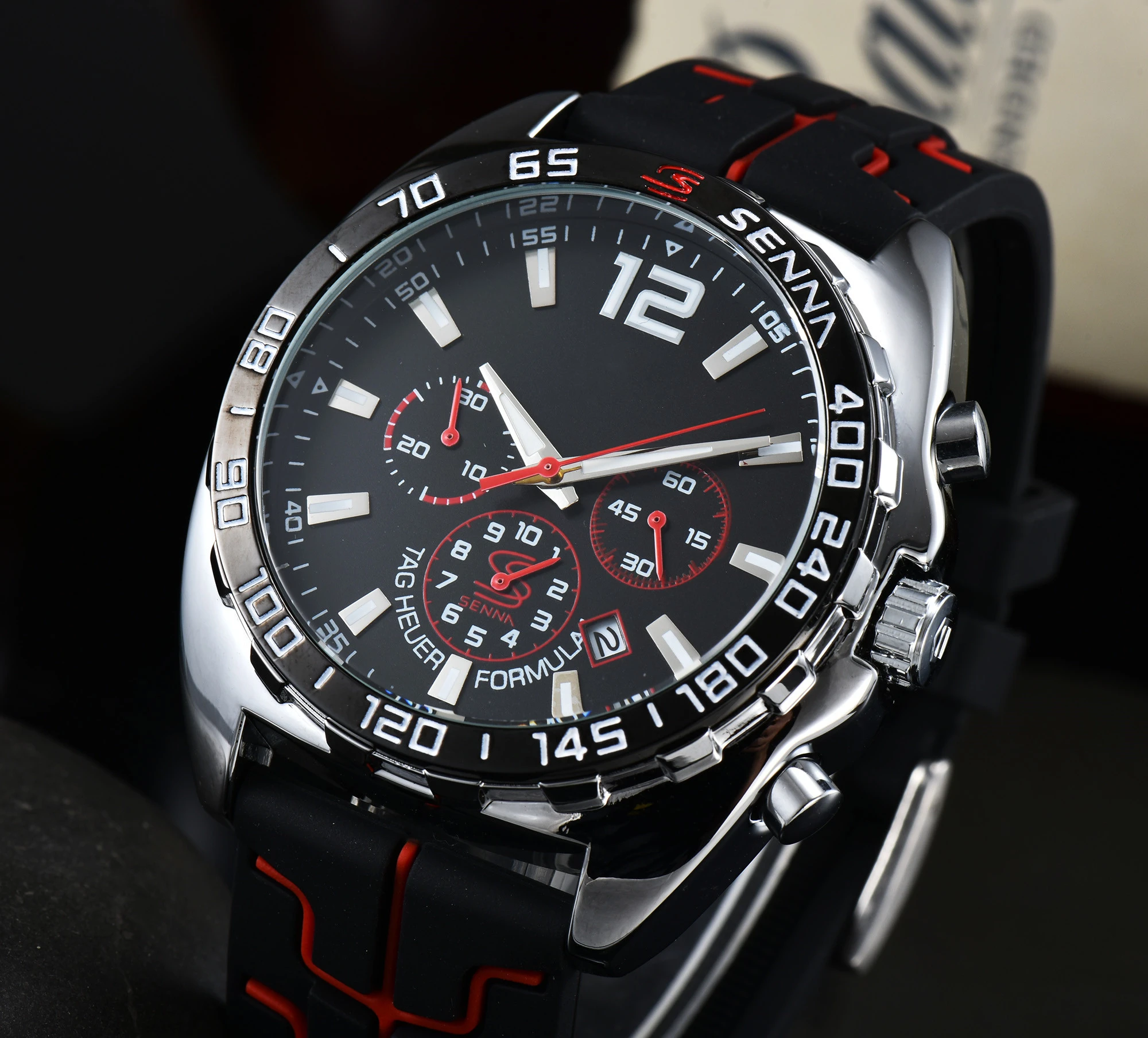 2022 Brand New Luxury Sport Quartz Multifunction Watch Bussiness Rubber Man Calendar Round Wristwatch Six Hands
