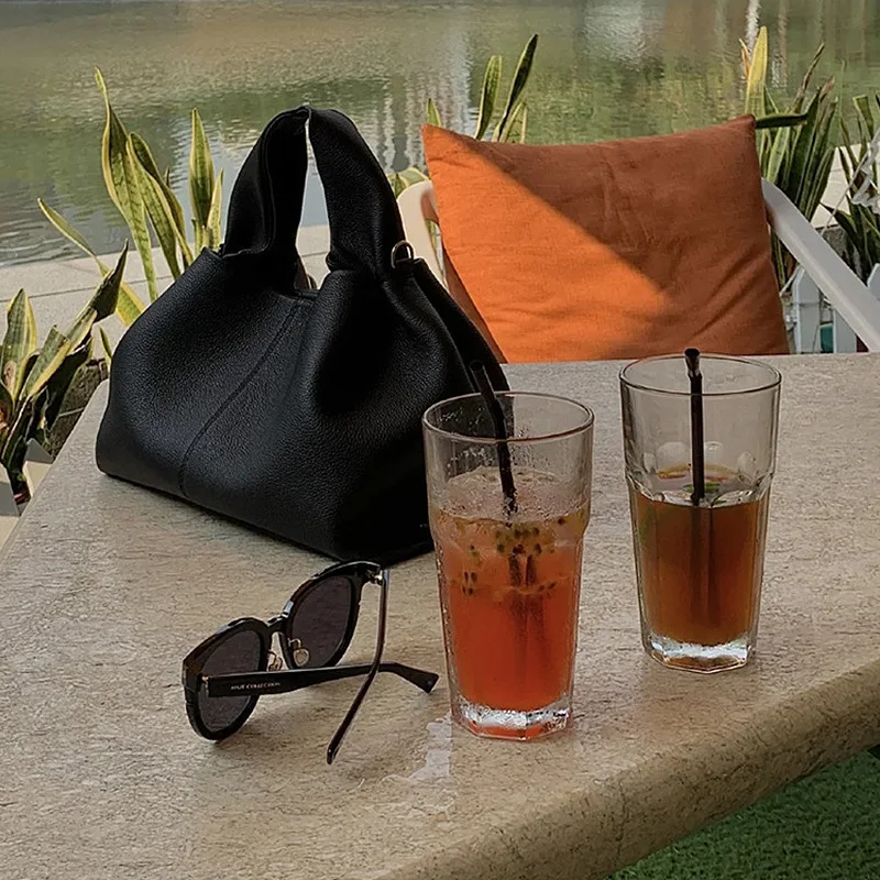 Fashionable Handbag for Women, Retro and High-end Handbag, Simple and Versatile Crossbody Bag