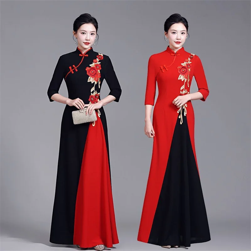 

2024Summer Women New Middle aged Elderly Qipao Skirt Improved High end Non ironing Show Elegant Slim and Long Embroide Red Dress