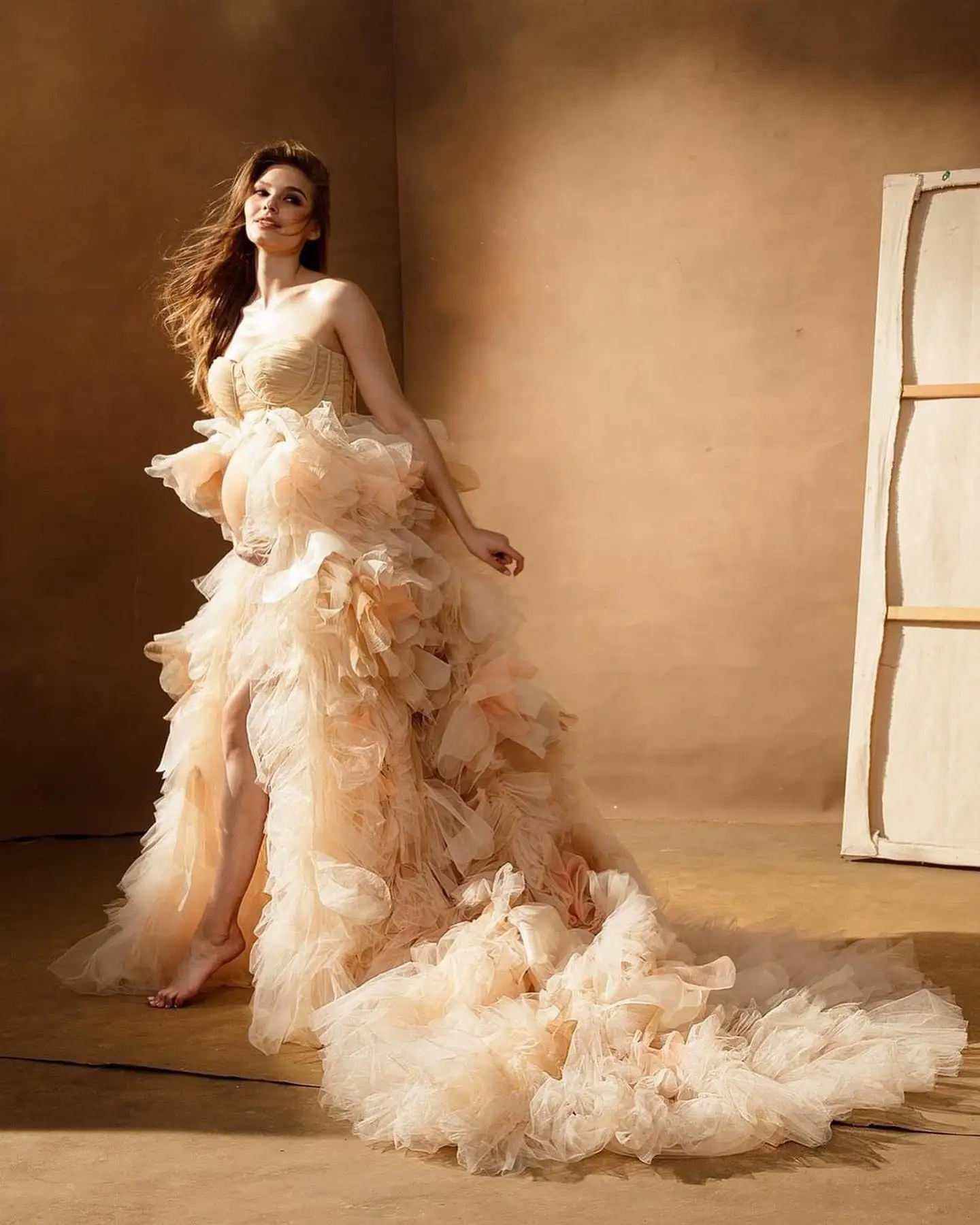 Рисунок 5 - Элегантные многослойные платья