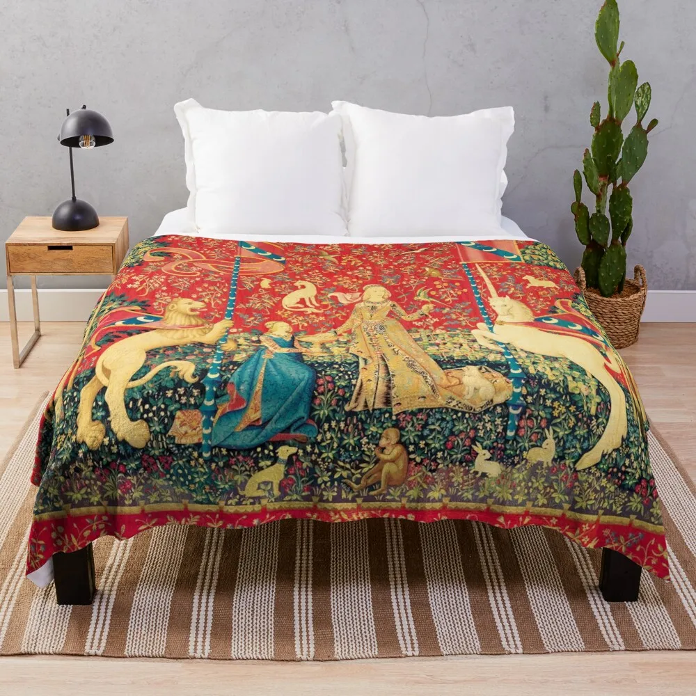 

Одеяло для женщин и единорогов, многофункциональное Роскошное дизайнерское одеяло с красными и зелеными фантазийными цветами для зимы