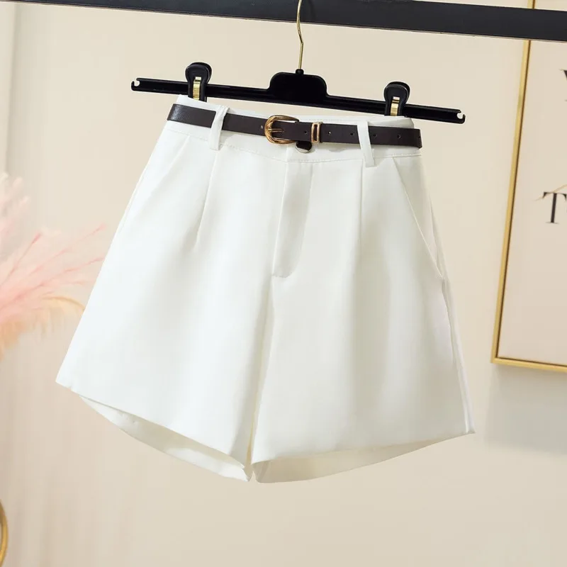 White suit Short -pants Female New Spring 2023 Spring high waist Wearing thin A -line wide -leg pants summer casual hot pants