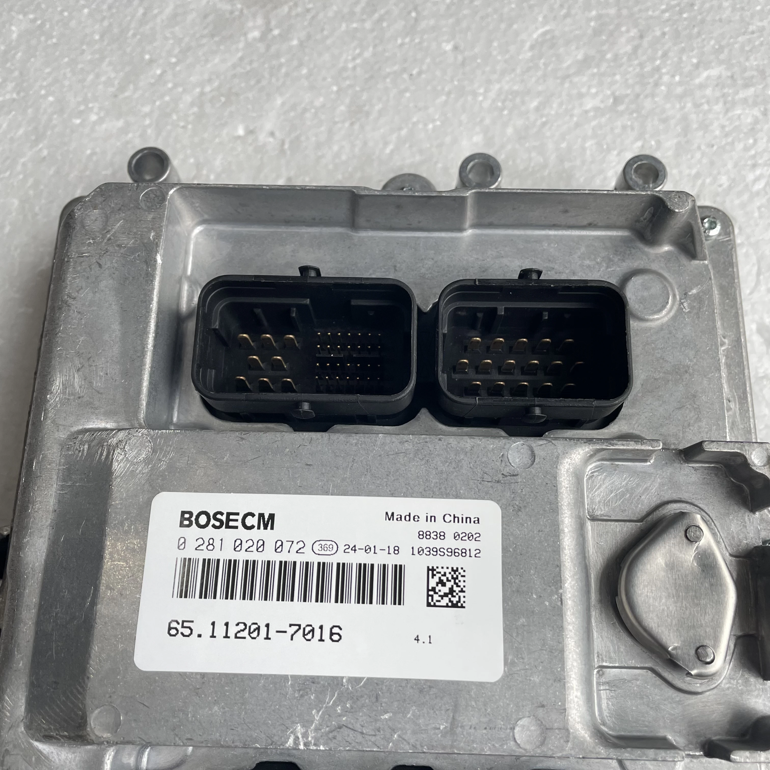 High quality 0281020072 excavator original engine computer board ECU electronic control unit suitable for DX300 DX340