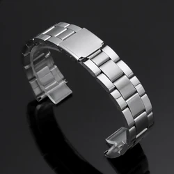 Elegant Silver Stainless Steel Watch Band with Metal Folding Buckle - 22mm (Silver)
