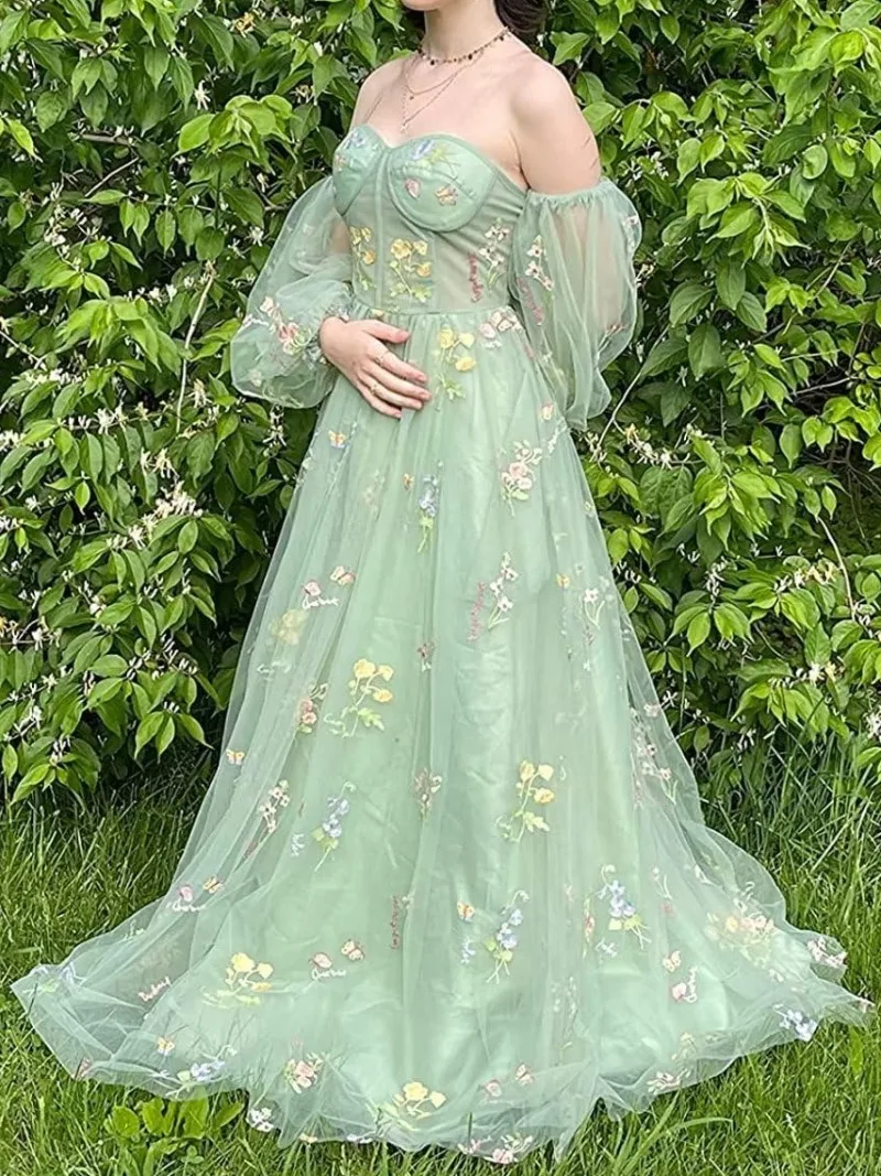 Romantic Vintage Green Prom Dresses Princess Puff Long Sleeves Cocktail  Dress Floral Embroidery Women Girls Vestidos De Color Light Green US Size 14