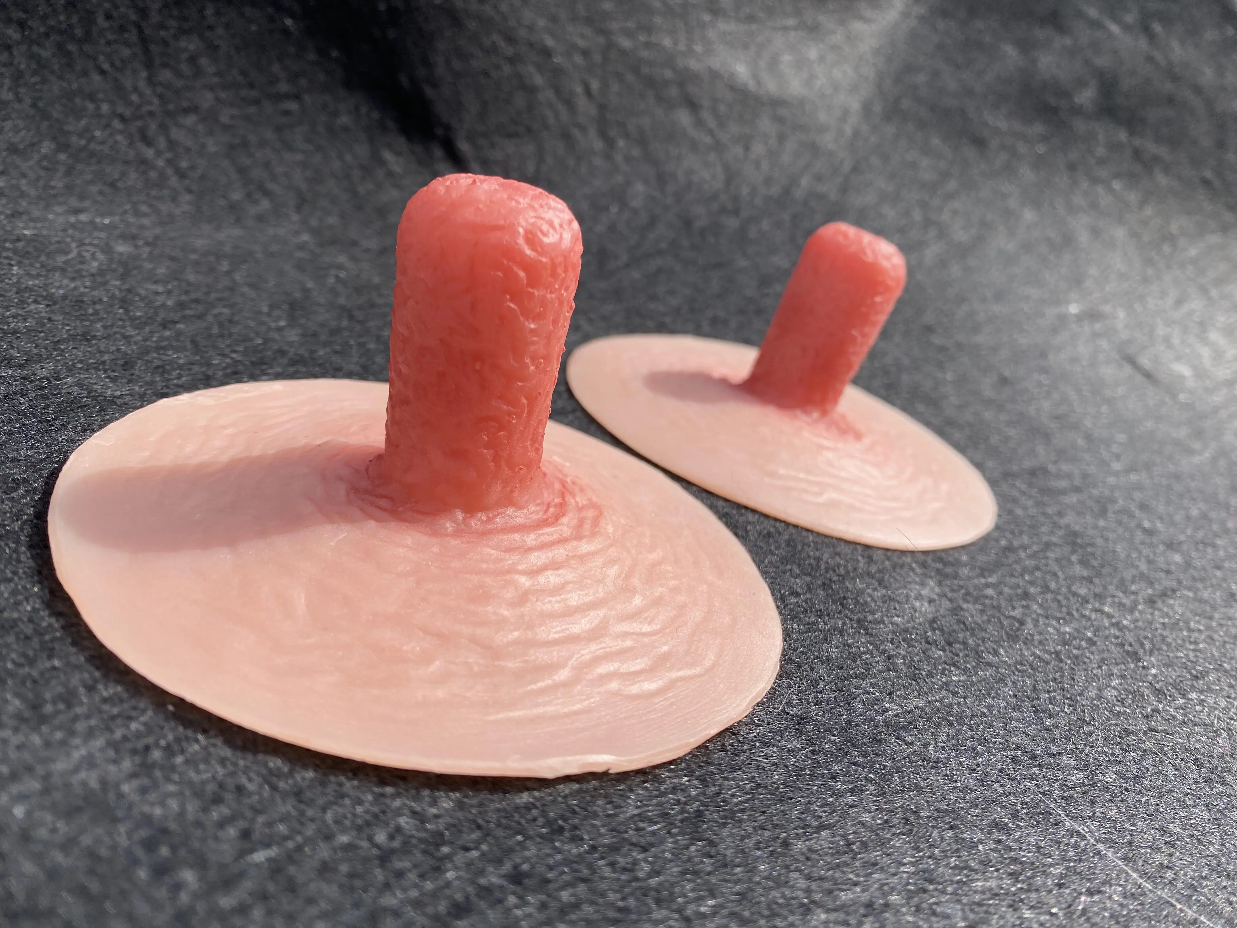 LONGE AND LARGE SILICONE NIPPLE A PAIR15H