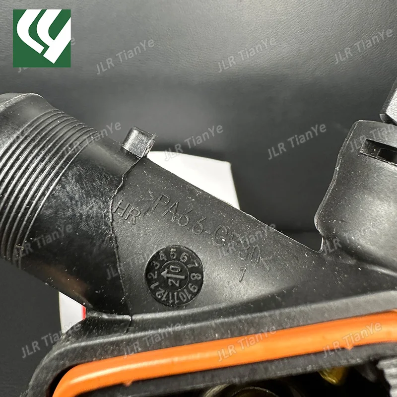 Suitable for Freelander 2 3.2L Thermostat LR006071