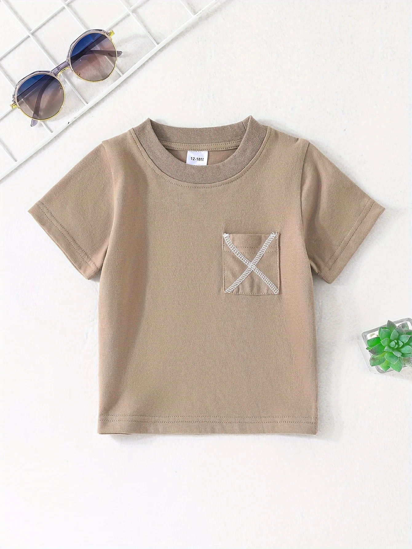 Summer's Must-Have: Simple, Versatile Solid-Color Short Sleeve Tees for Infant Boys
