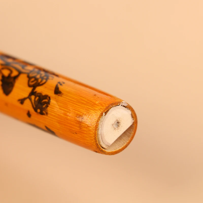 Description Picture 3 of item1Pc 6 Holes Bamboo Flute Chinese Traditional Vertical Flute Clarinet Student Musical Instrument Wooden Color Flute For Beginner