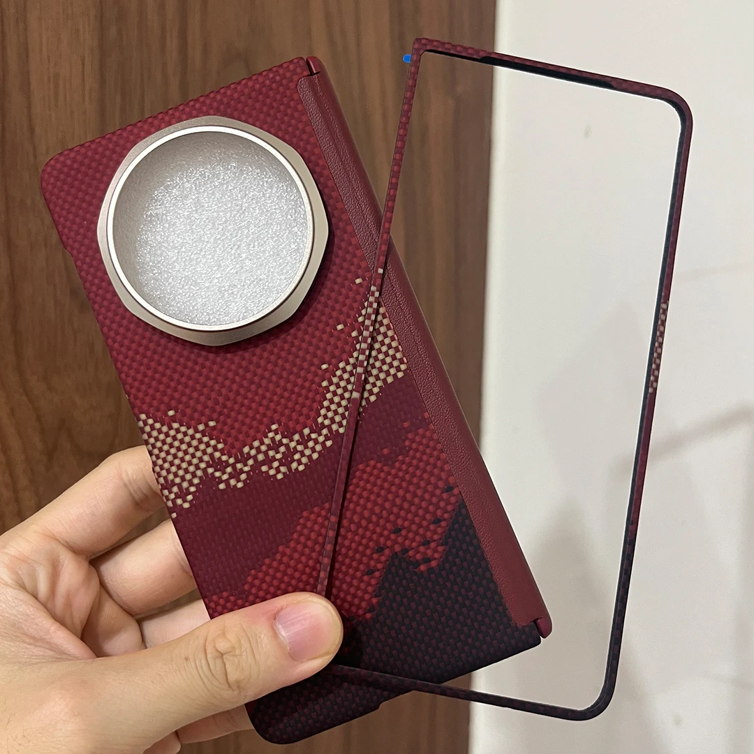Premium Magnetic Carbon Fiber Hinge Phone Case for Huawei Honor Magic V3 5G - Magsafe Compatible