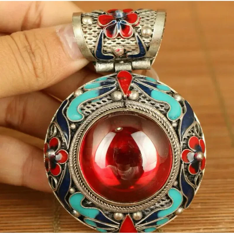 

Big miao silver inlay red zircon flower statue netsuke pendant netsuke decorate