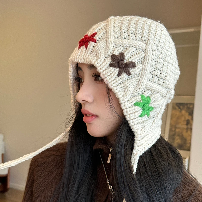 Hand Woven Tassel Wool hat For Women In Autumn And Winter Fried Dough Twists Tassel Red Baotou Hat For Winter Ear Protection Hat