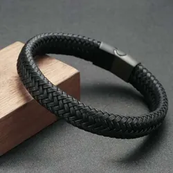 Elegant Black PU Leather Magnetic Bracelet - The Perfect Gift - 20cm (Black)