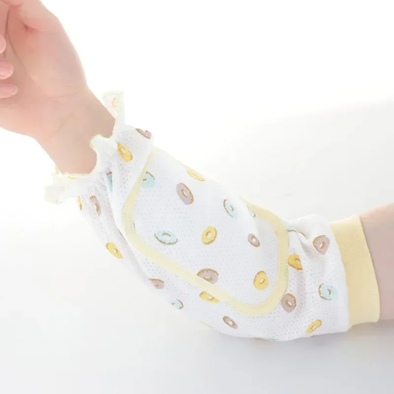 Baby Pillow Summer Lactation Artifact Ice Sleeve Pillow Hug Baby Arm Cover Cool Hug Arm Pad Feeding Cuff