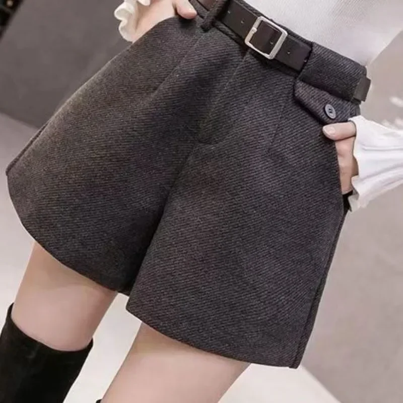 

Women Shorts High Waist New Autumn Winter Soft Trendy Ins Temperament Pure Vintage Cozy Straight Feminino Elegant Chic All-match
