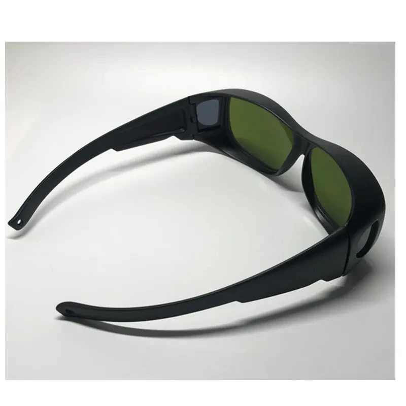 Рисунок 2 - Лазерные защитные очки OD4 + 1400