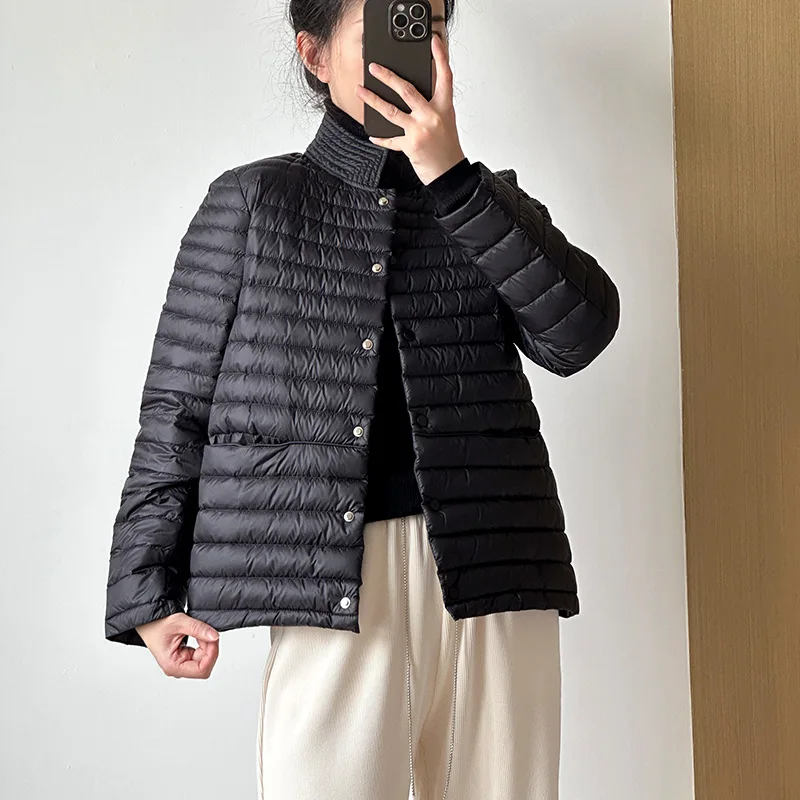 

2024 Winter Light Puffer Jacket Women Short Stand Collar 90% White Duck Down Coat Single Breasted Warm Autumn Parkas Outwear