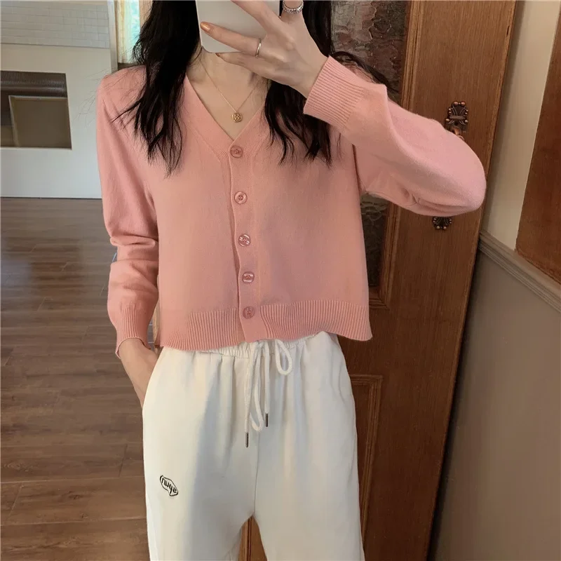 Official Picture New V-Collar Cardigan Outer Wear Short Top Autumn Thin Jacket Long-Sleeved Sweater Women's Fashion 2