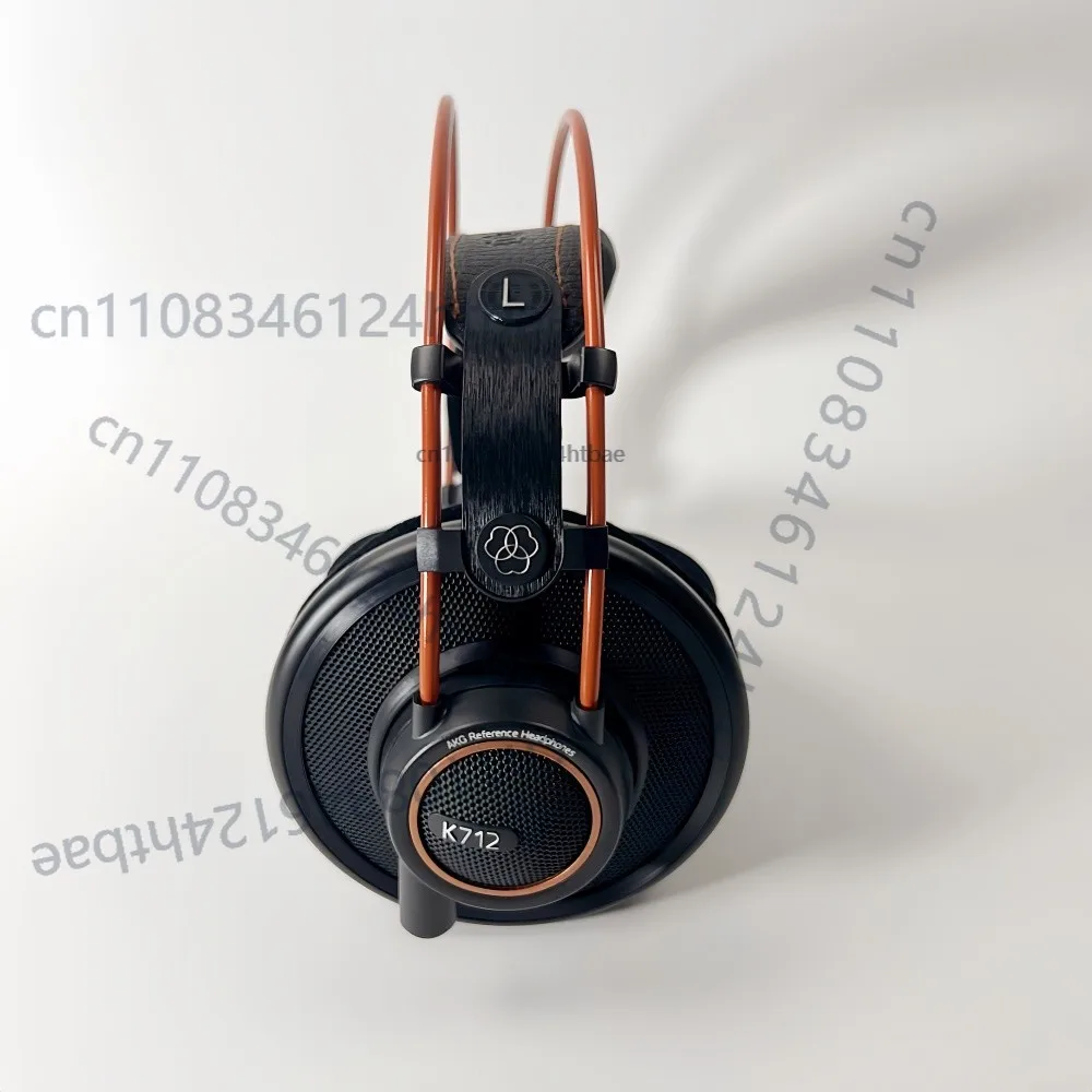 AKG K712 PRO 다이나믹 레퍼런스 스튜디오 오버이어 3.5mm 유선 헤드폰 블랙 (95% 새 상품)