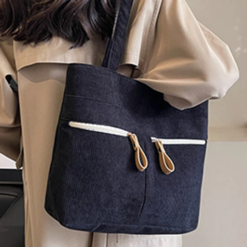 New Fashionable Flow Large Capacity Casual Lightweight Cavans Handbag Ladies Fashionable Street One Shoulder Bags