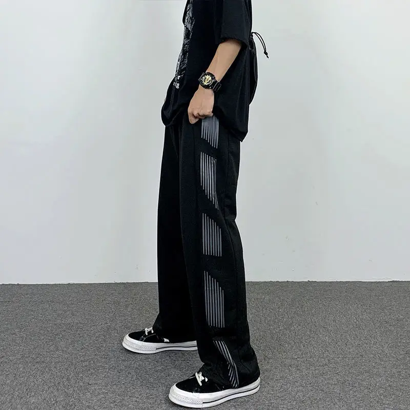 Preppy Style Student Loose Side Striped Printed High Street Wide Leg Sports Pants Men Elastic Waist Pockets Straight Trousers