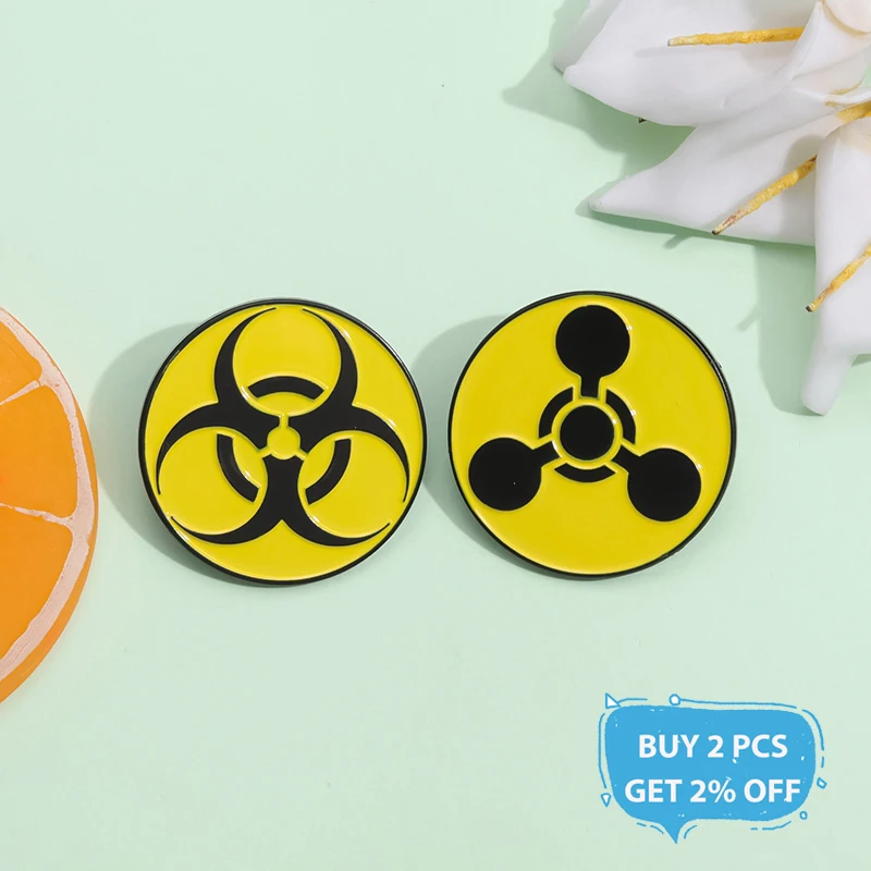 Simbolo Di Pericolo Di Radiazioni Ionizzanti Immagini E Fotografie - Foto 4